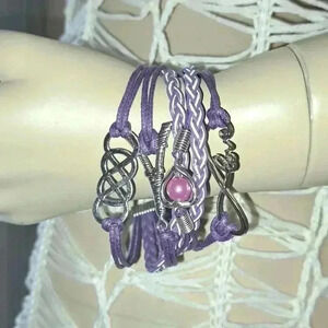 Bracelet purple